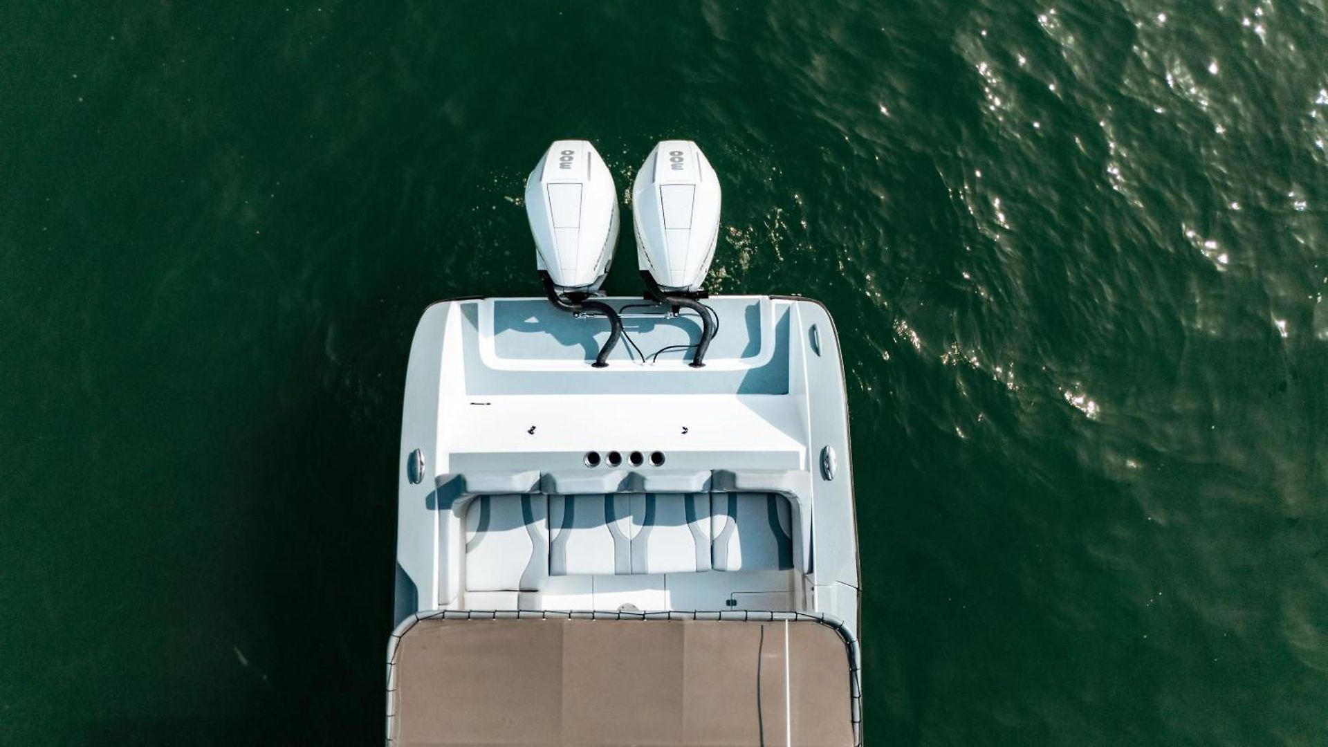 Lancha De Lujo 38ft Hotel en barco Cartagena