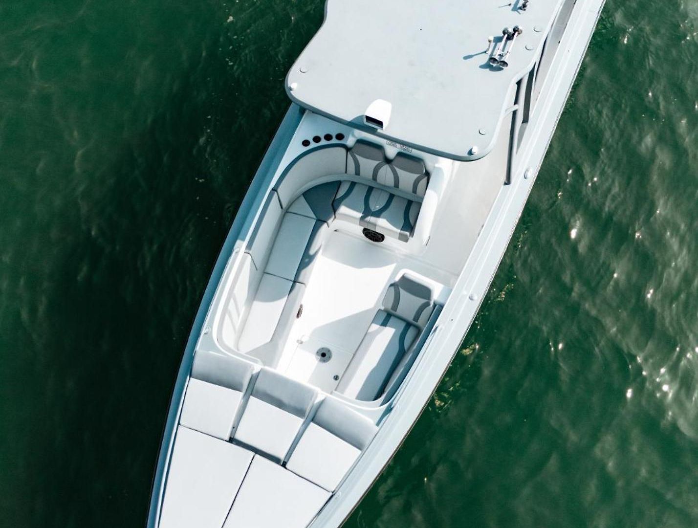 Lancha De Lujo 38ft Hotel en barco Cartagena